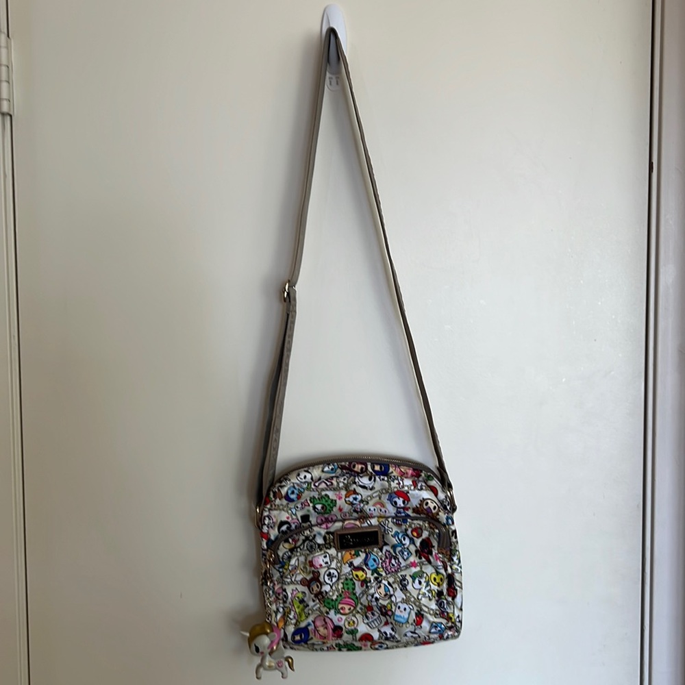 Tokidoki Chained Love Crossbody Bag with Unicorno keychain… Very Rare Bag - Picture 2 of 8